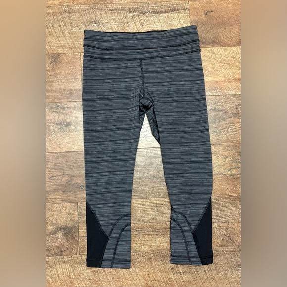 Lululemon Run Inspire Crop 2 Athletic Leggings Size 8 - Picture 1 of 4
